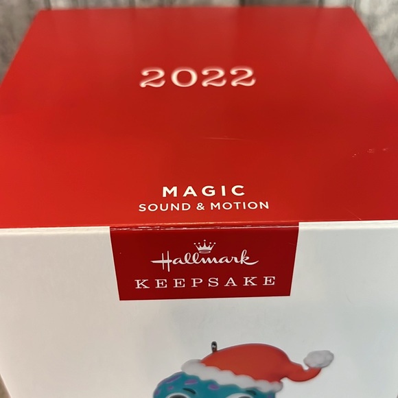 Festive Octopus - Picture 2 of 7